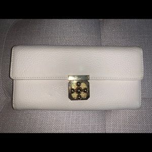 White/Cream Wallet